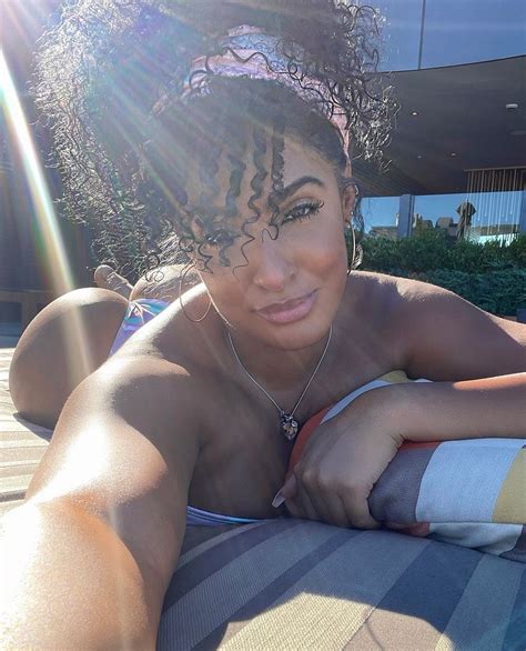 realaimeeo OnlyFans leaked content