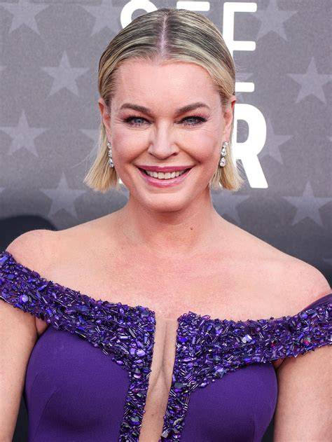 rebecca romijn boosty