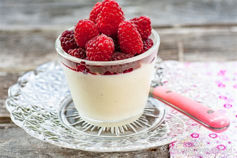 recept  vid pannacotta vanilj