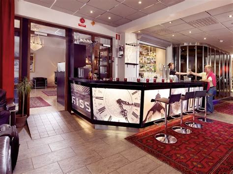 reception clarion drott