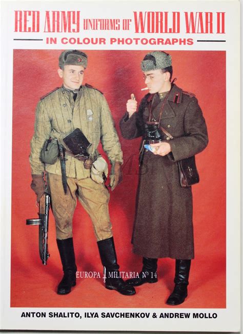 red army uniforms of world war ii in colour photo