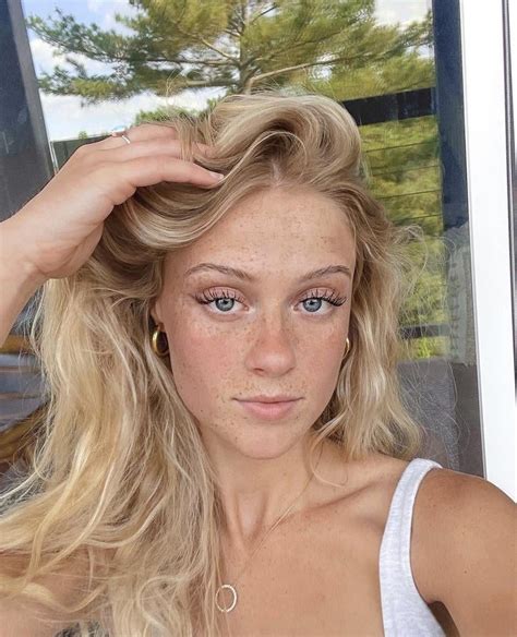 reddit nude blonde