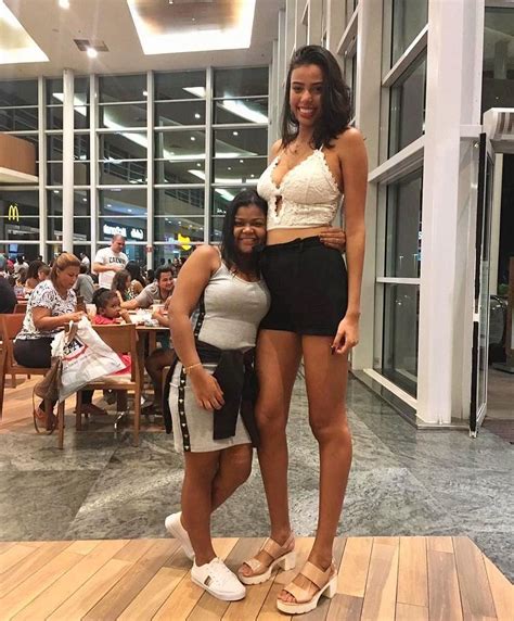 Reddit tall girl