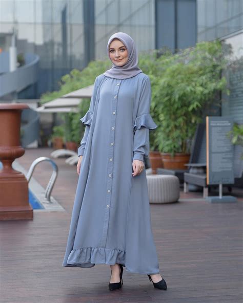 Rekomendasi Warna Jilbab Untuk Baju Biru Dongker Warna Dongker - Warna Dongker