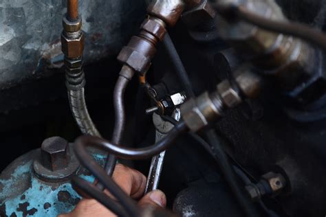 Remove Install Glow Plugs