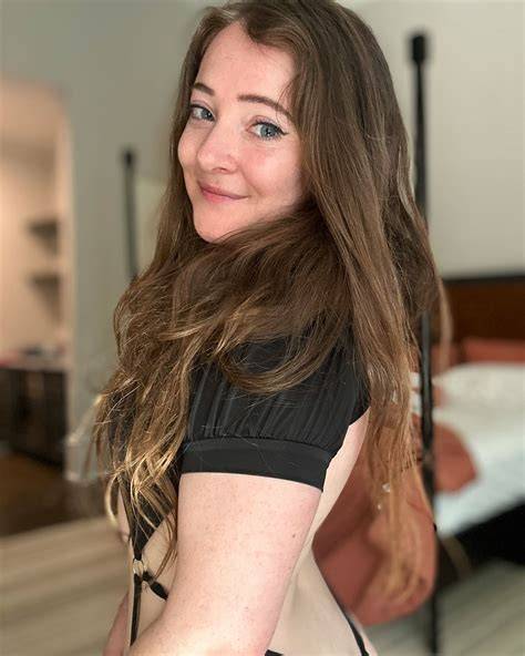 renee winter nude