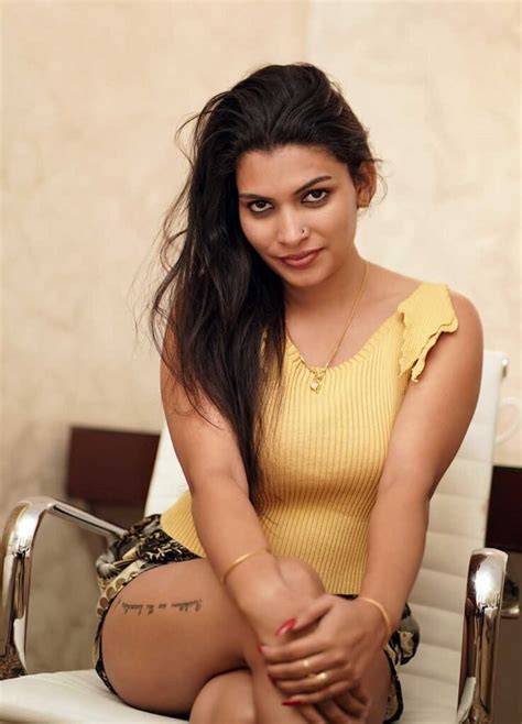 reshmi nair nude