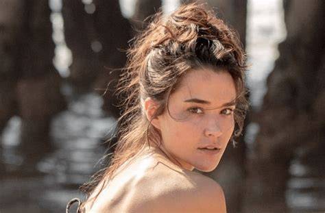 rhiannon nude