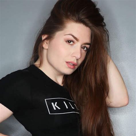 19-year-old TikTok star Breckie Hill is taking the social