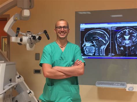 riccardo draghi neurochirurgo