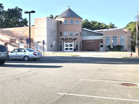 Richard Byrd Library
