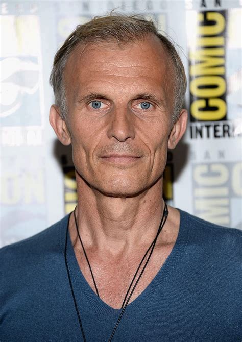richard james wiki