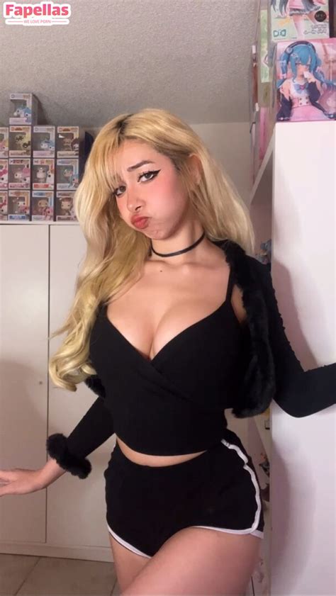 rina magi creator profile