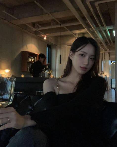 ro_bbin123 nude