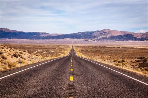 Full Download Road Trip Usa The Loneliest Road Highway 50 