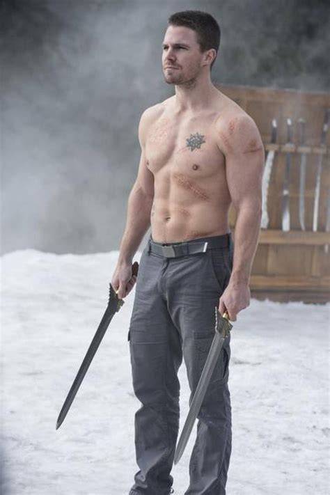 robbie amell nude
