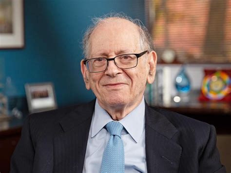 robert e. kahn biography