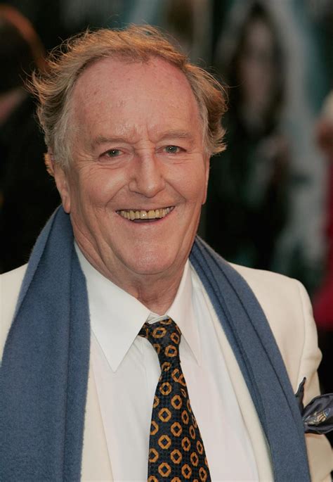 robert hardy biography