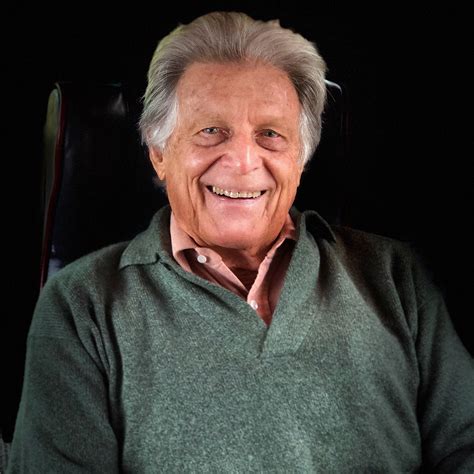 robert hefner iii biography examples