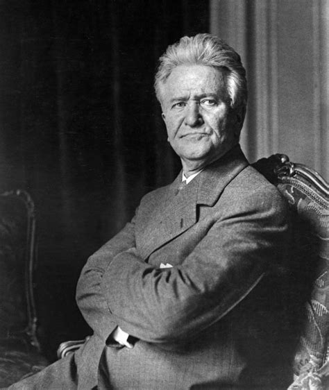 Robert M Lafollette