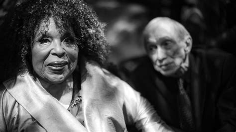 roberta flack biography husbands