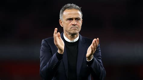 robles luis enrique biography