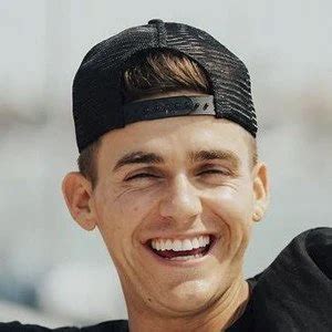 roger scott biography