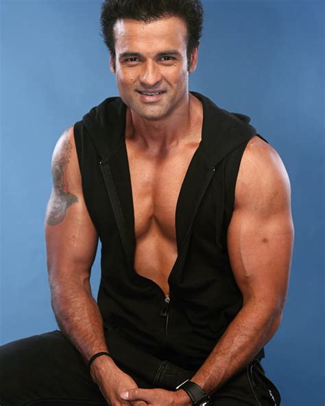 rohit roy actor height line