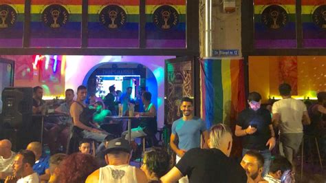 romania gay bars