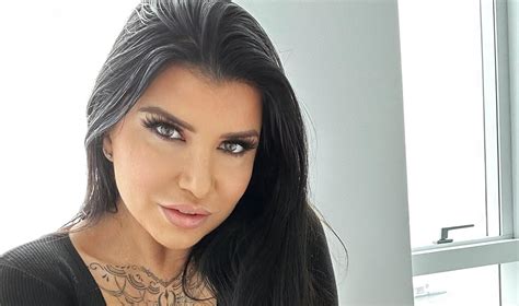 Romi Rain Insta