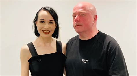 ronan harris married to the mob