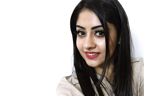 ronica singh background