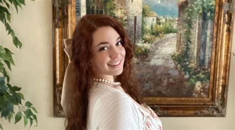 roseasmr OnlyFans leaked content