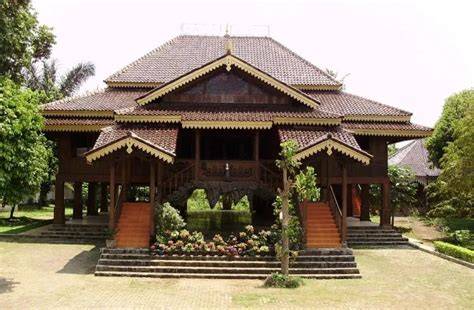 Rumah Adat Lampung