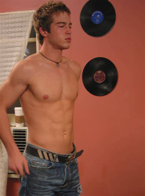 ryan carnes nude