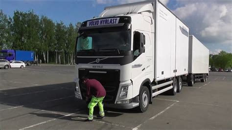 säkerhetskontroll lastbil släp