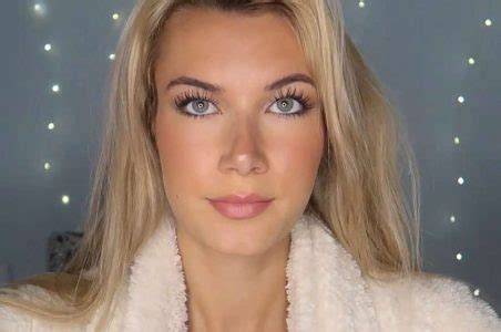 sabrina vaz asmr boosty