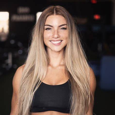 sabrinanic_fit nude