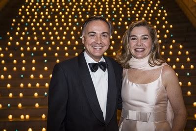 sacha lainovic biography examples