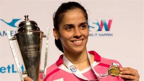 saina nehwal biography in urdu