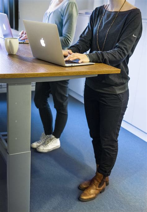 saker man  förmå  utföra  beneath corona