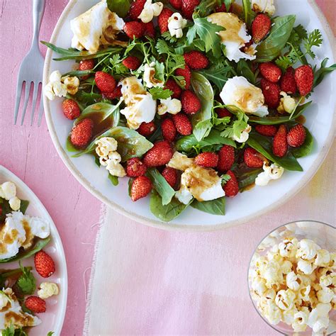 salate mit erdbeeren