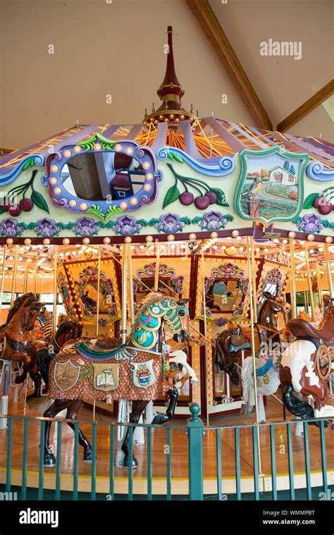 salem carousel oregon