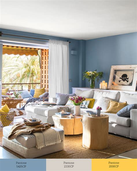Salones con sofás azules: ¡Añade un toque de elegancia a tu hogar!