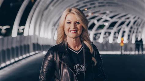 sam evans planetshakers the anthem