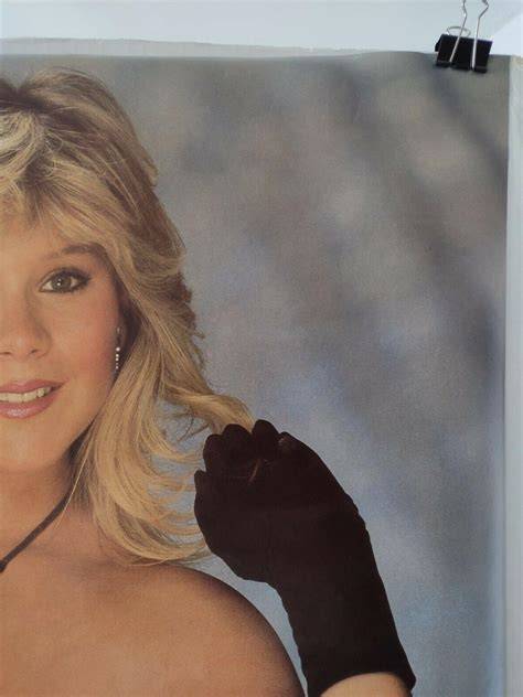samatha fox nude