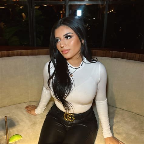 samira valentina nude