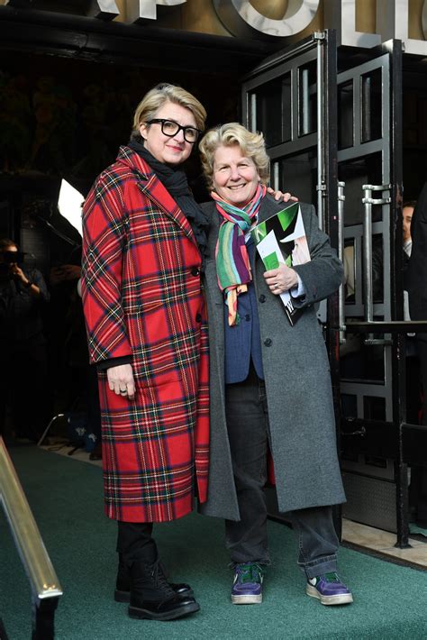 Sandi Toksvig Height