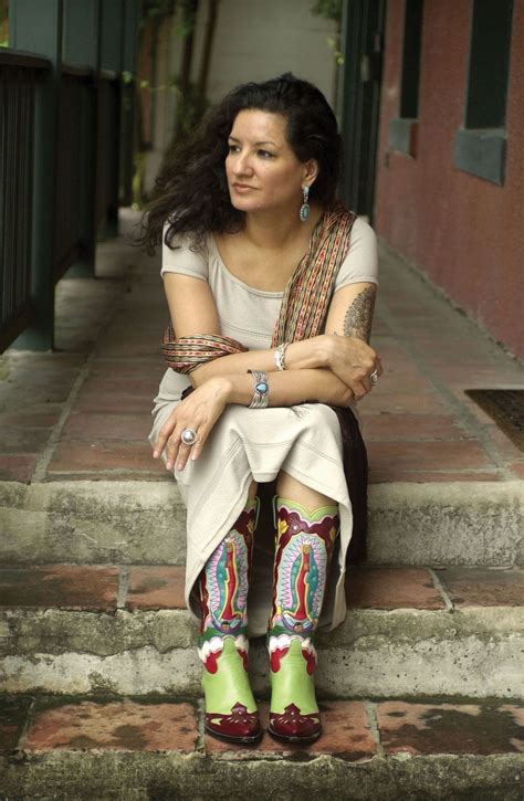 sandra cisneros autobiography