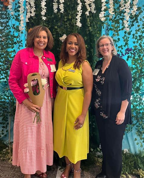 sandy t oder biography of williams